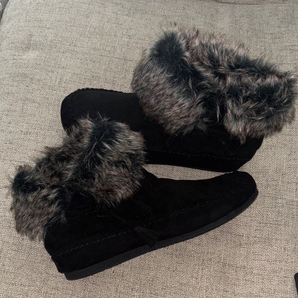 Madden Girl Black Faux Fur Trimmed Ankle Boots